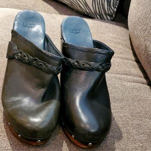 Ugg leather clogs, fur lined. Size 11